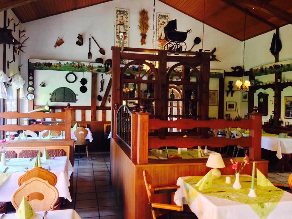 Hotel & Restaurant Zur Spreewaelderin Golssen ภายนอก รูปภาพ